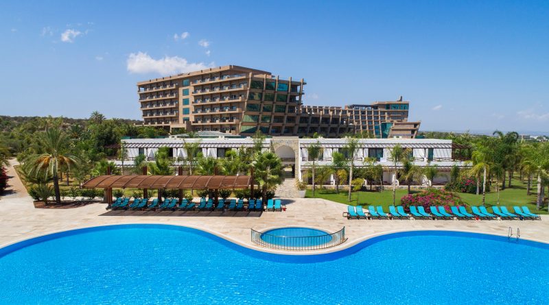 Kıbrıs Nuhun Gemisi Deluxe Hotel